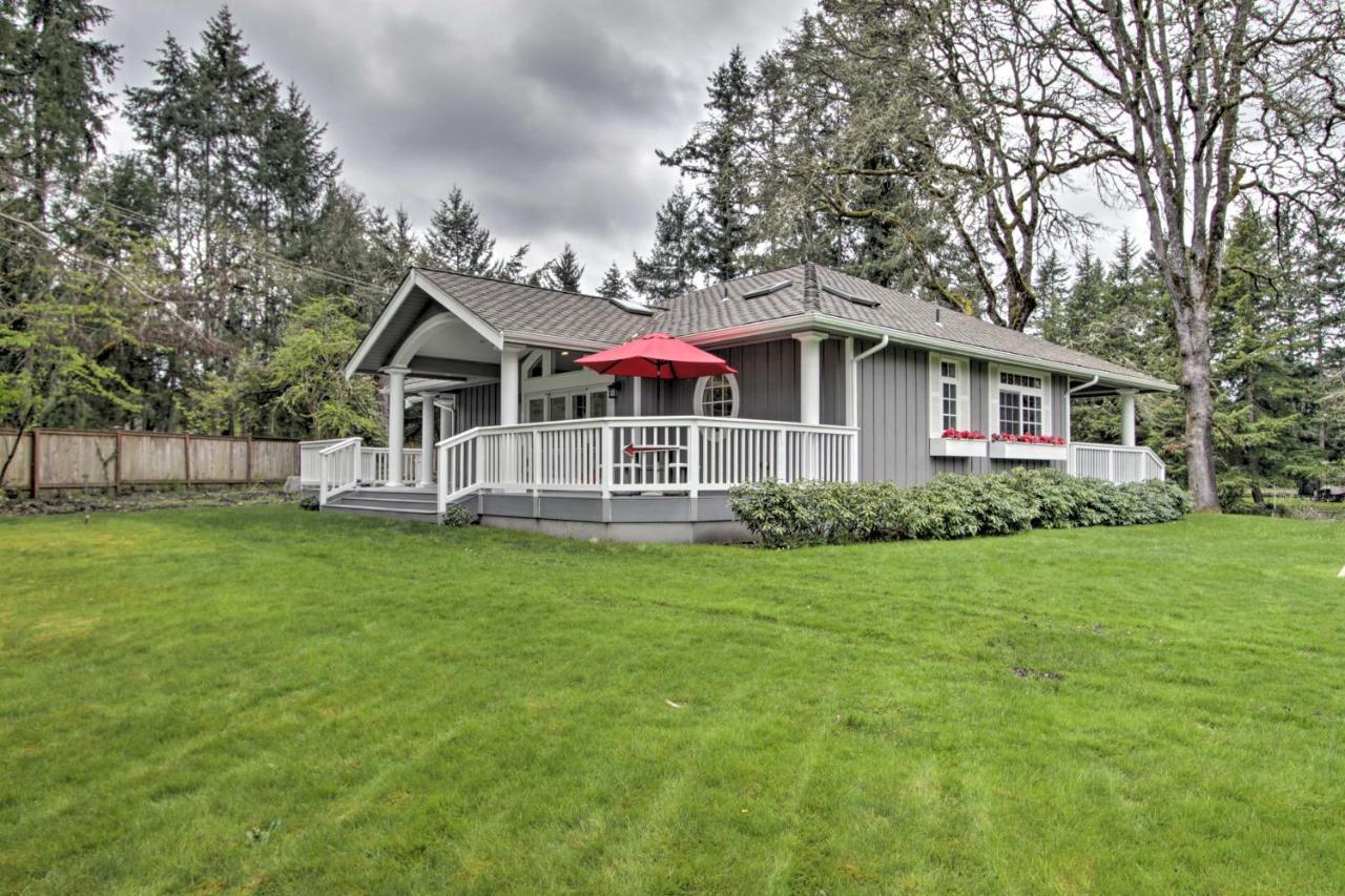 Contemporary Tacoma Cottage With Deck And Pond! المظهر الخارجي الصورة